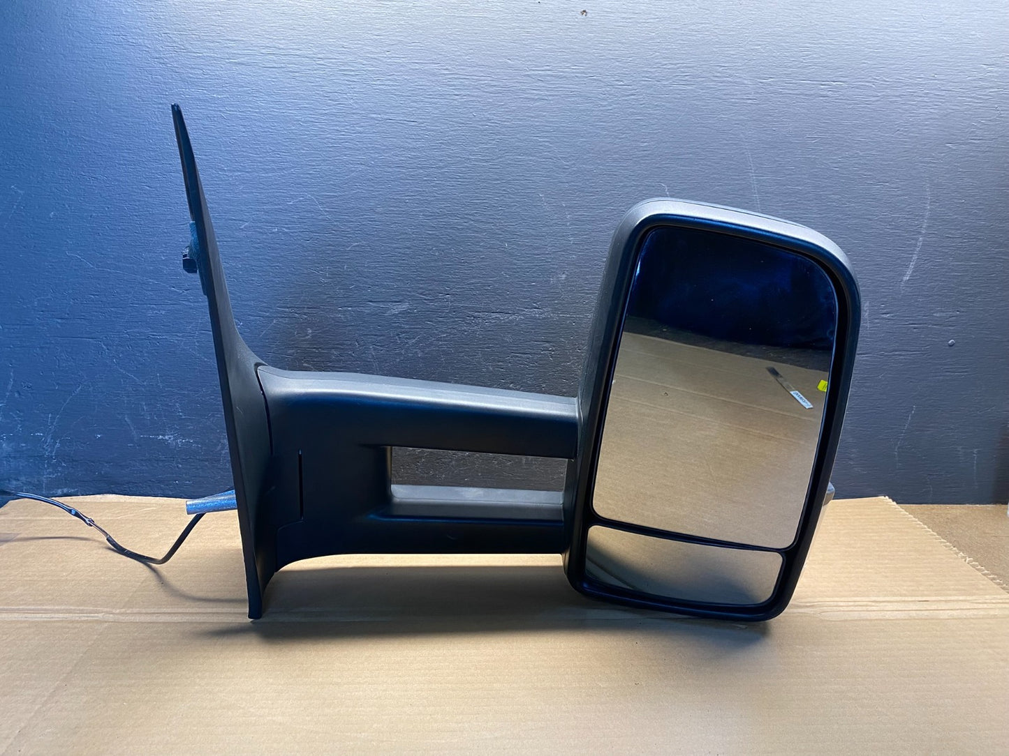 2007 - 2017 Mercedes-Benz Sprinter Right Passenger View Door Mirror OE AC8735 DG9
