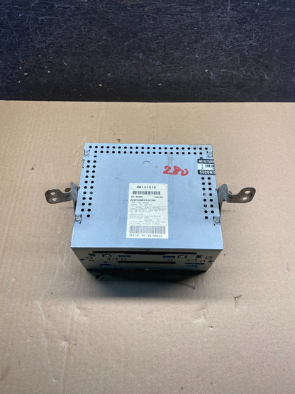 2007 2010 Mitsubishi Outlander Sport Am Fm Cd Player Radio OE Receiver ah7406 DG3