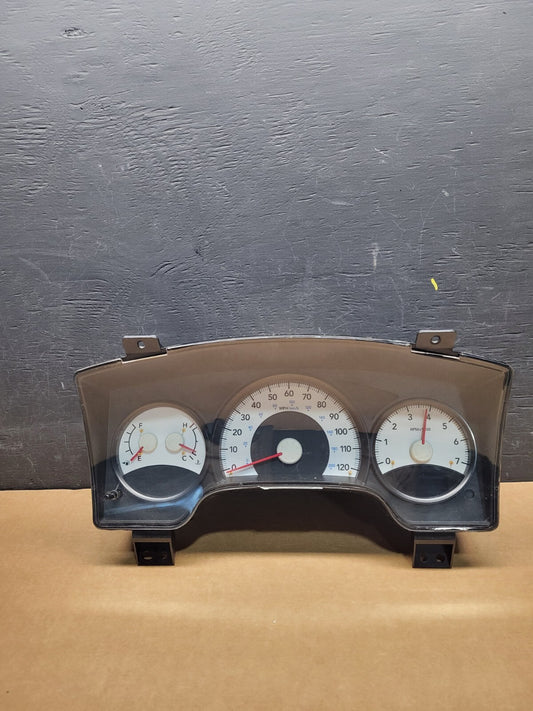 2006 Dodge Durango Speedometer Instrument Cluster Gauge H74670