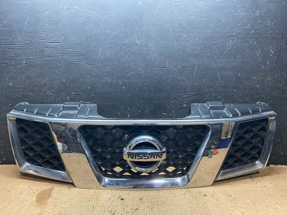 2005 2006 2007 Nissan Pathfinder Chrome Front Upper Grill Grille Oem y6356  DG0