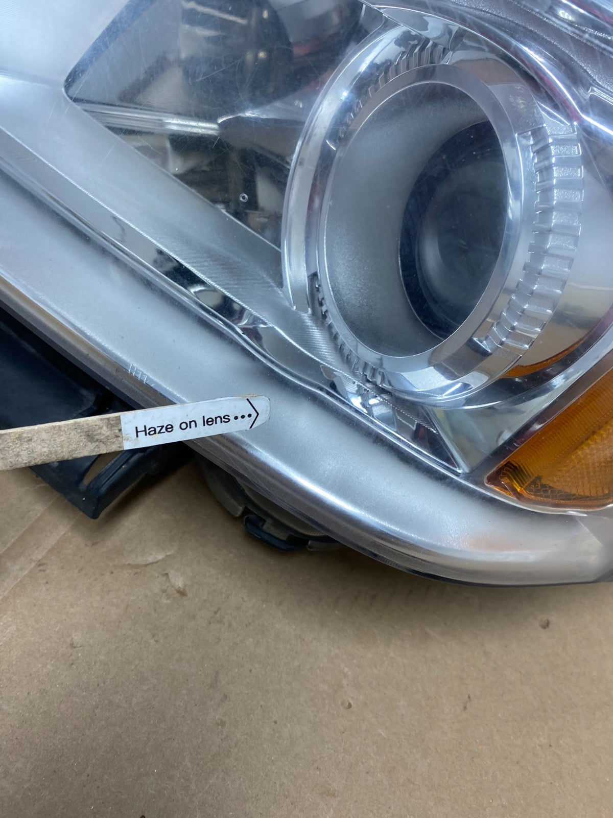 2010 to 2015 GMC Terrain Halogen Left Driver Lh Side Headlight AD7868 DW4