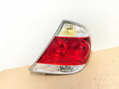 2005 to 2006 Toyota Camry Tail Light Right Passenger Side AF5149 LK0
