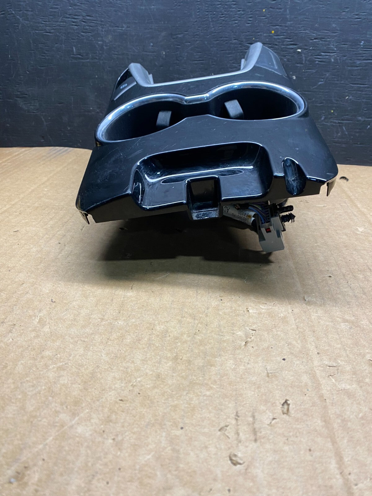 2013 to 2016 Ford Fusion Front Center Console Cup Holder Cupholder OEM i4735 DG11