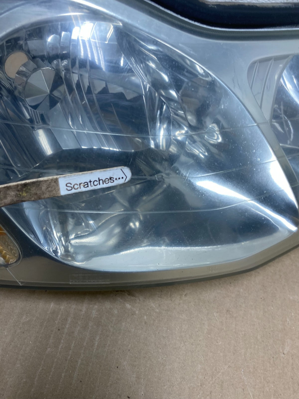 2000-2004 Toyota Avalon Halogen Headlight Right Passenger RH AF5774 DW3