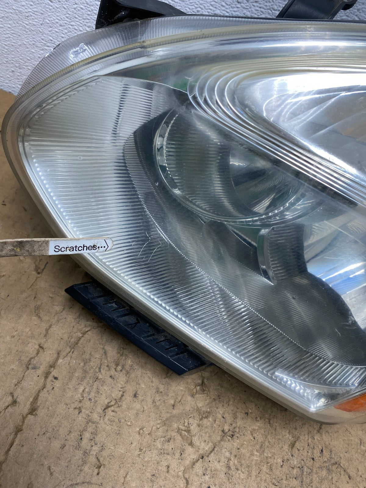 2008 to 2013 Nissan Rogue HID Xenon Headlight Left Driver Lh Side AD0702 DW3