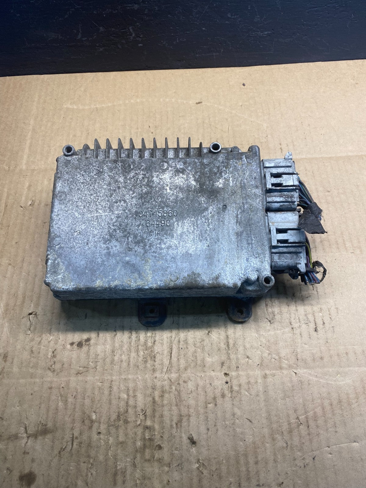 2002 Dodge Caravan Or Plymouth Voyager P04727423AF ECM ECU Computer AB03990