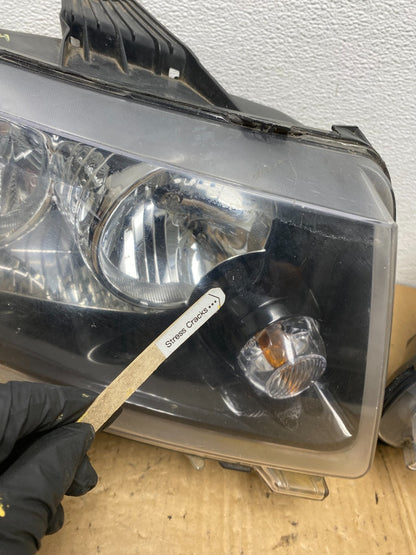 2011-2013 Jeep Grand Cherokee Left+Right Halogen Headlights AC7704 DW5