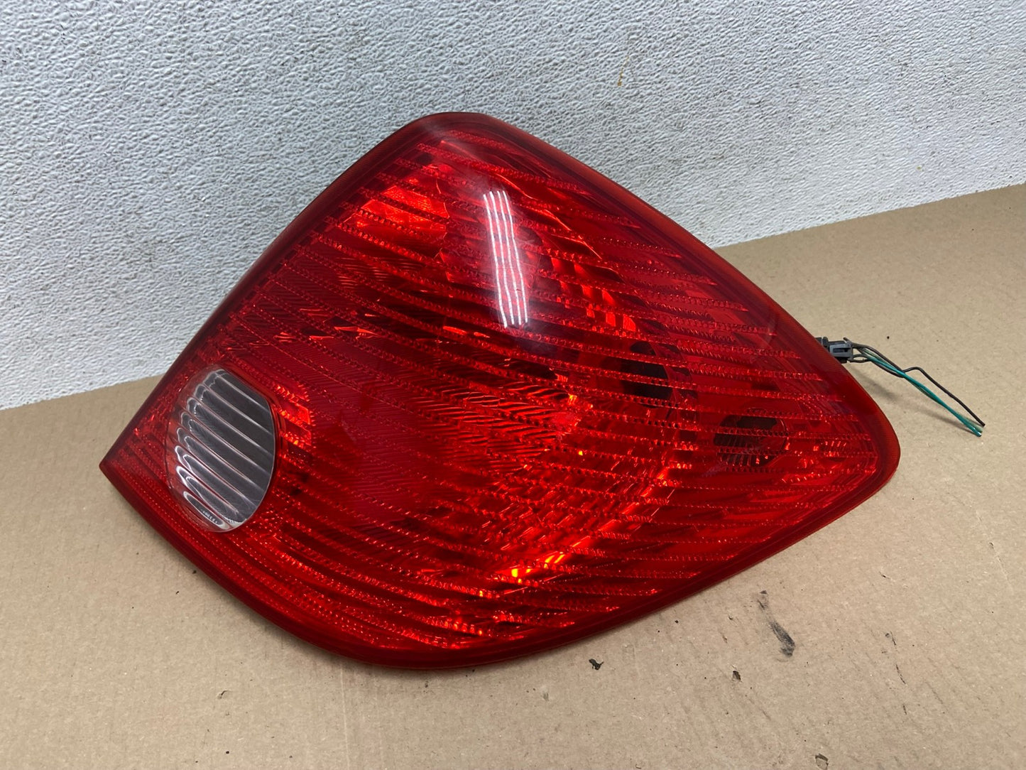 2005-2010 Pontiac G6 Sedan Right Passenger Side Tail Light AE6939 LK0