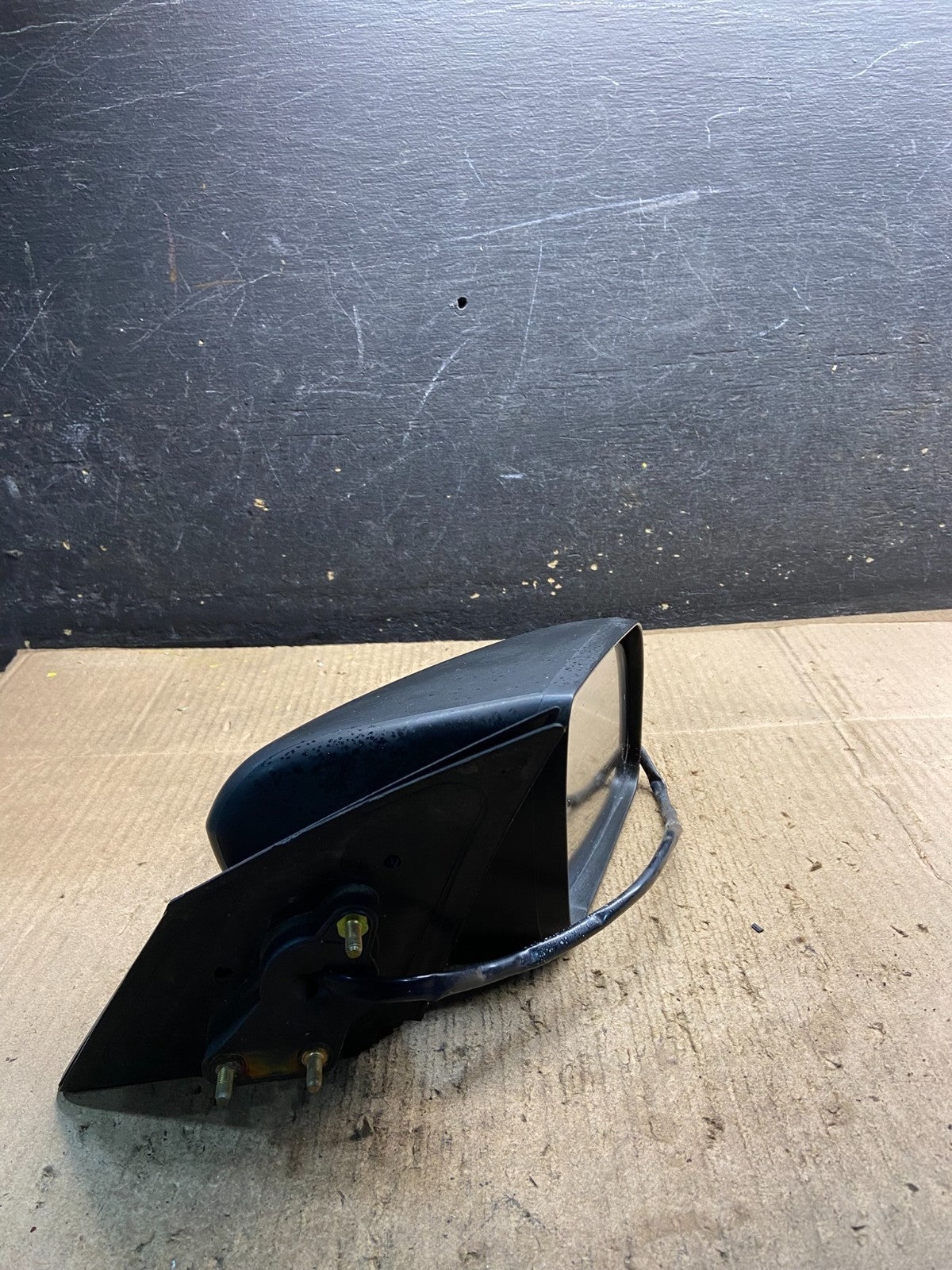 2004-2012 Mitsubishi Galant Right passenger  RH View Door Mirror OEM Z0490 MS9