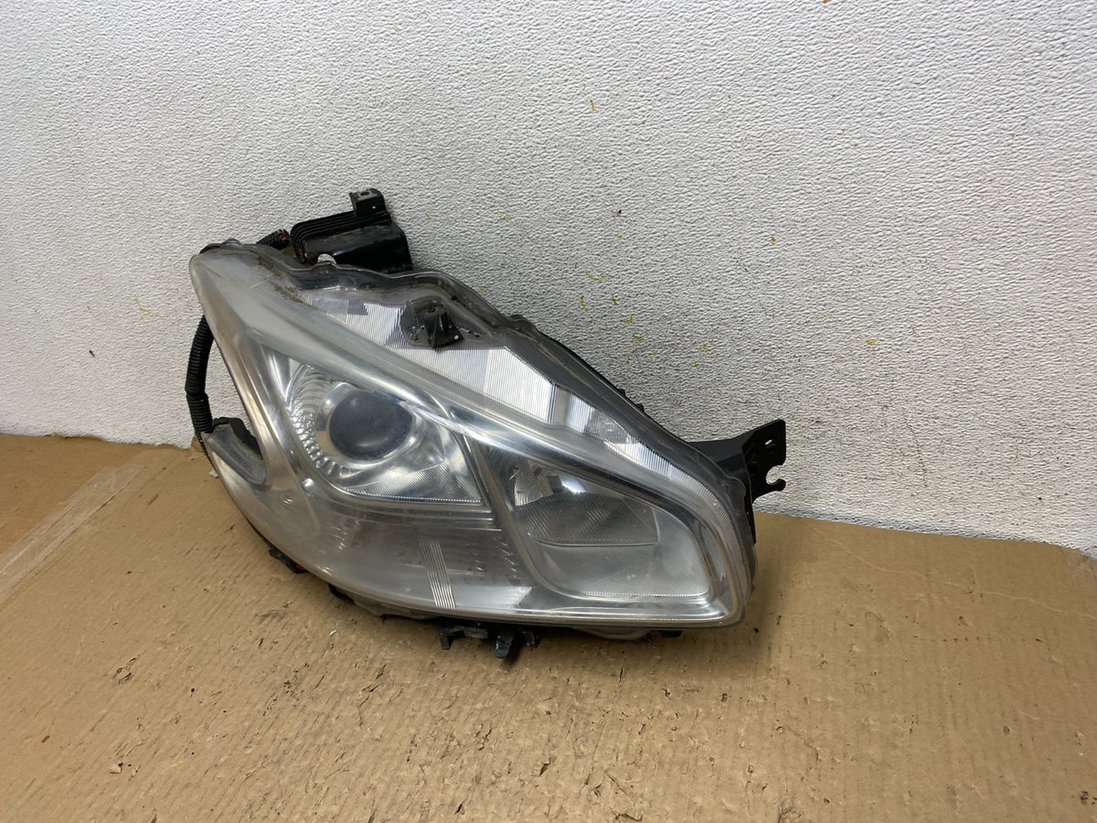 2009 - 2014 Nissan Maxima Headlight Right Passenger Xenon HID AH2949 DW2