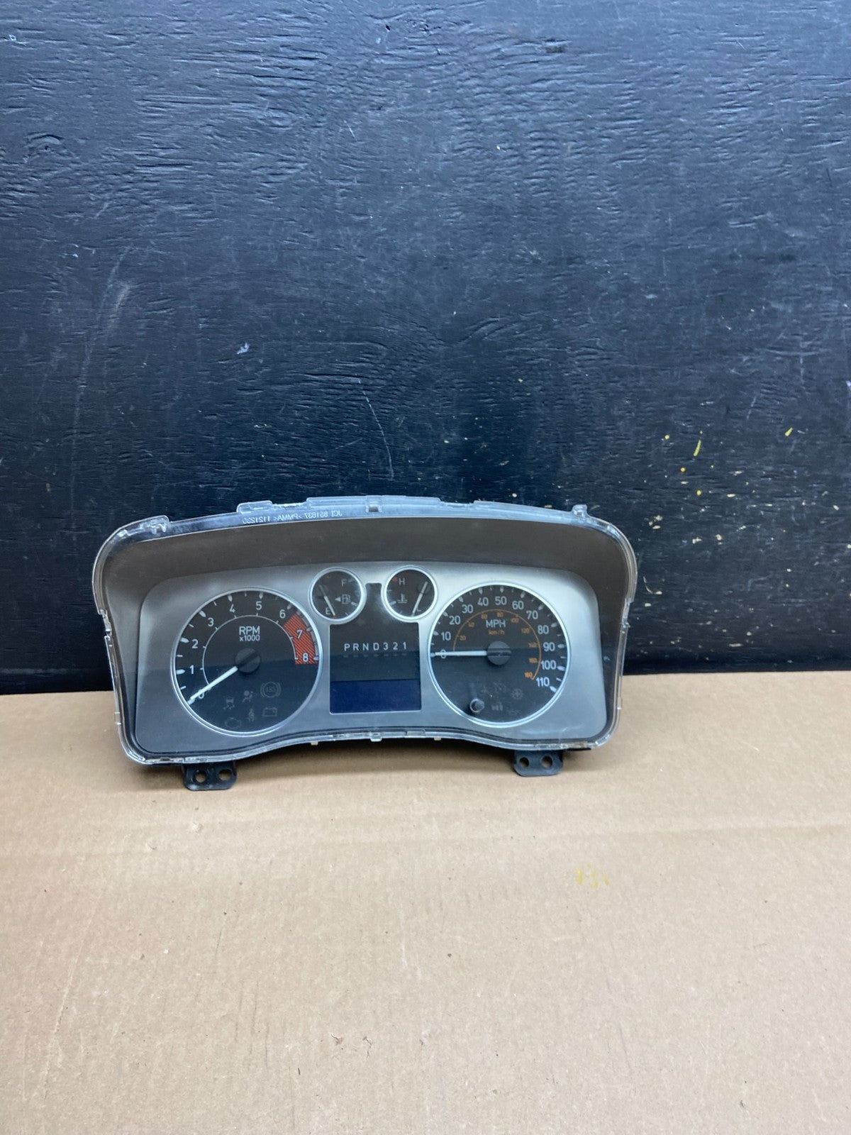 2006 to 2010 Hummer H3 Dash Cluster Gauge Speedometer OEM T4352 DG0