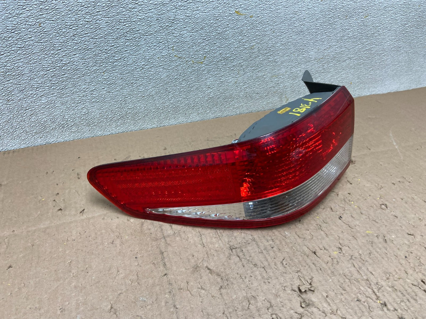 2003 to 2004 Honda Accord Sedan Left Driver Lh Side Tail light Y3181 DW2