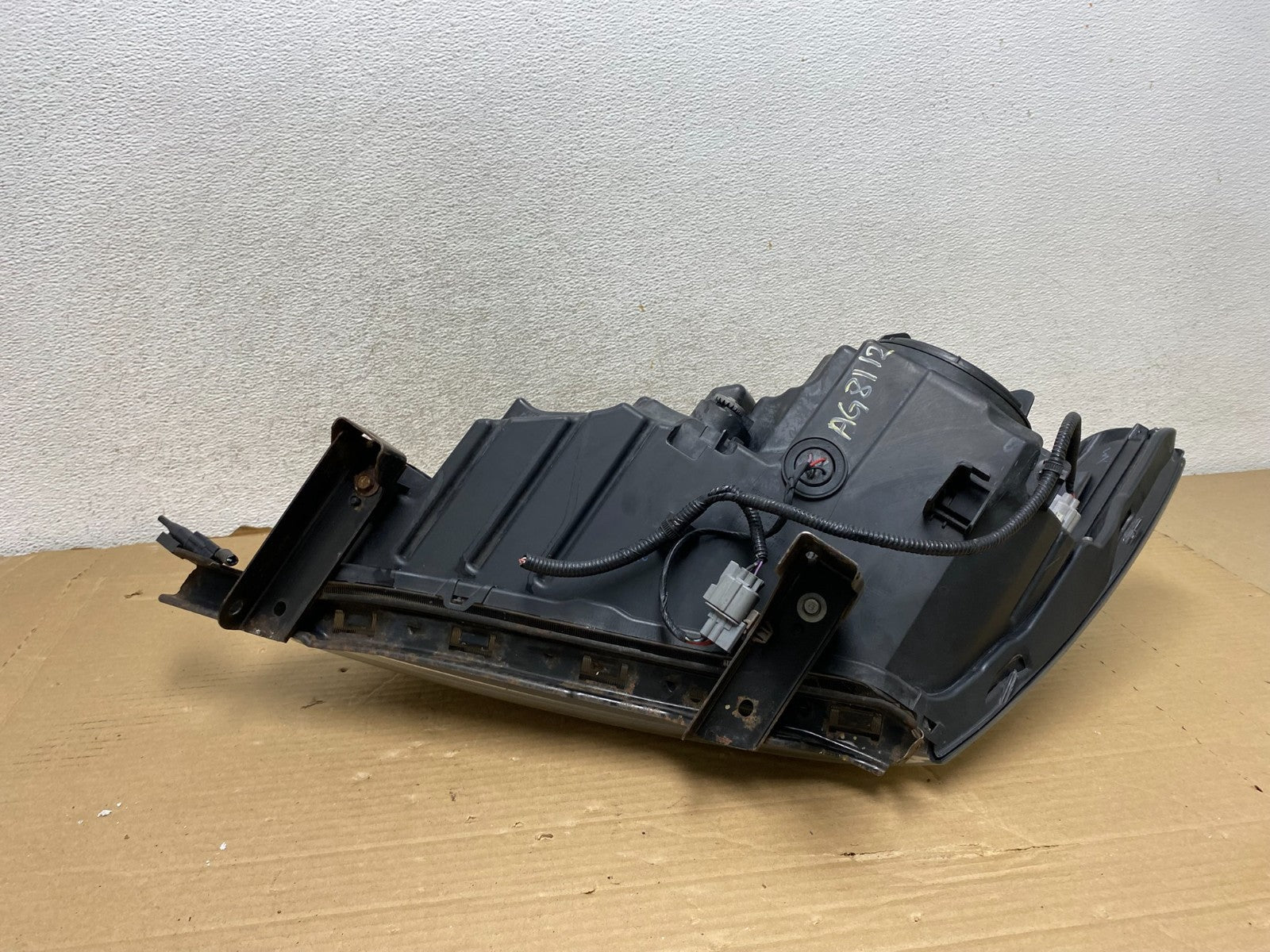 2014 to 2016 Acura MDX Headlight Halogen Right Passenger RH AG8112 DW6