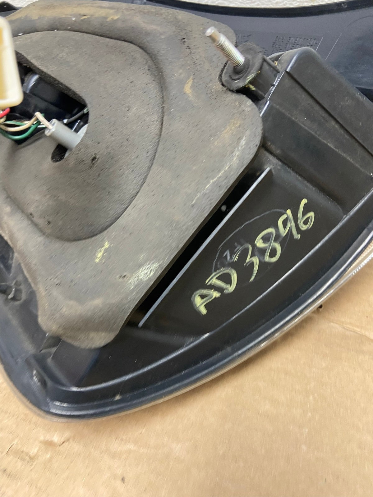 2006 to 2009 Toyota Prius Tail Light Right Passenger Side AD3896 LK7