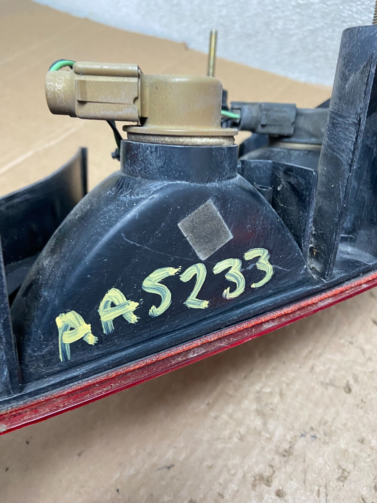2000 to 2004 Ford Focus Left Driver Side Tail Light OEM AA52337