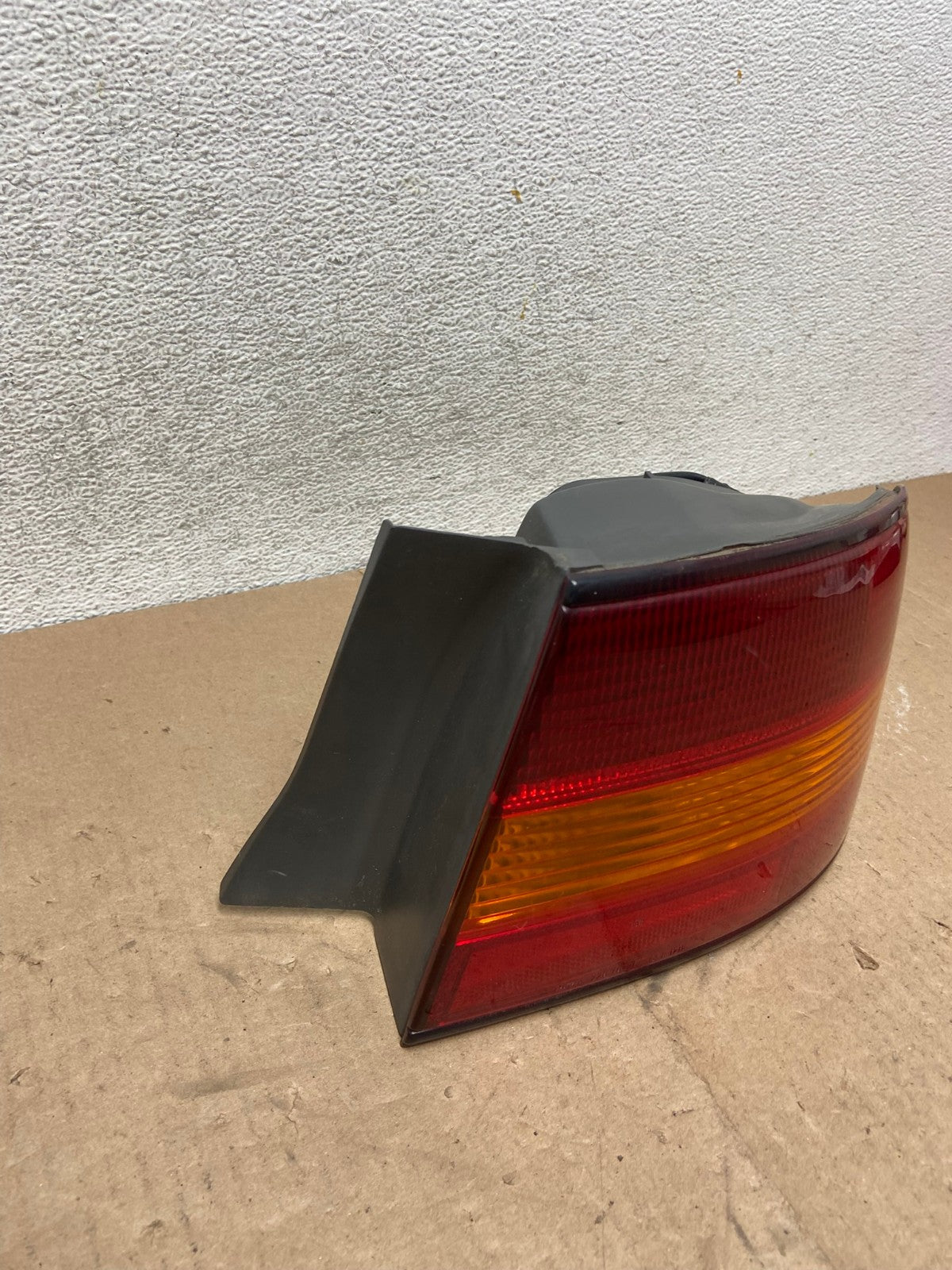 1997 1998 1999 Lexus ES300 Right Passenger RH Side Tail Light AG4860 LK2