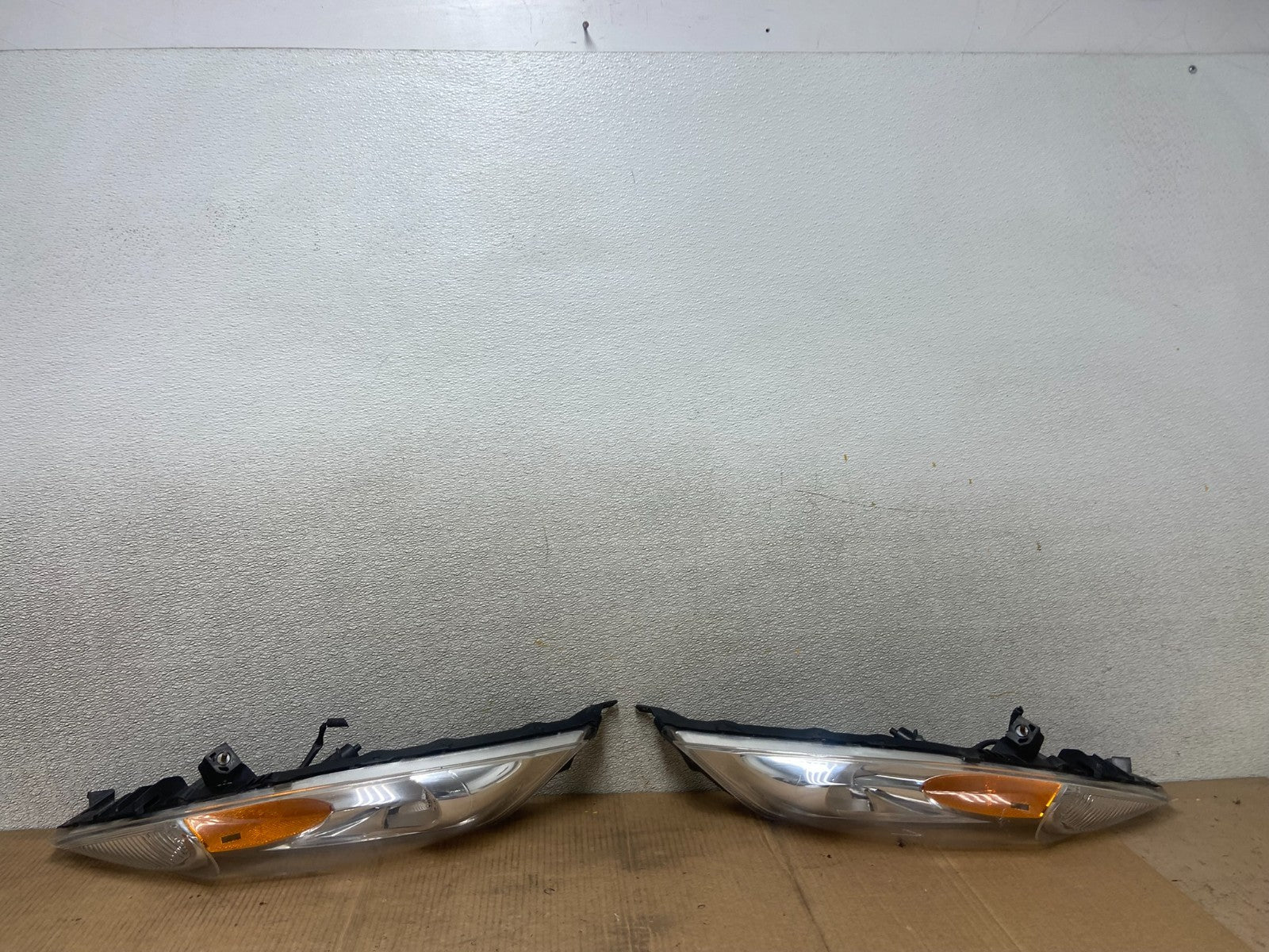 2011-2014 Nissan Juke Turn Signal Headlights Left+Right Halogen OEM AA6213 DW8