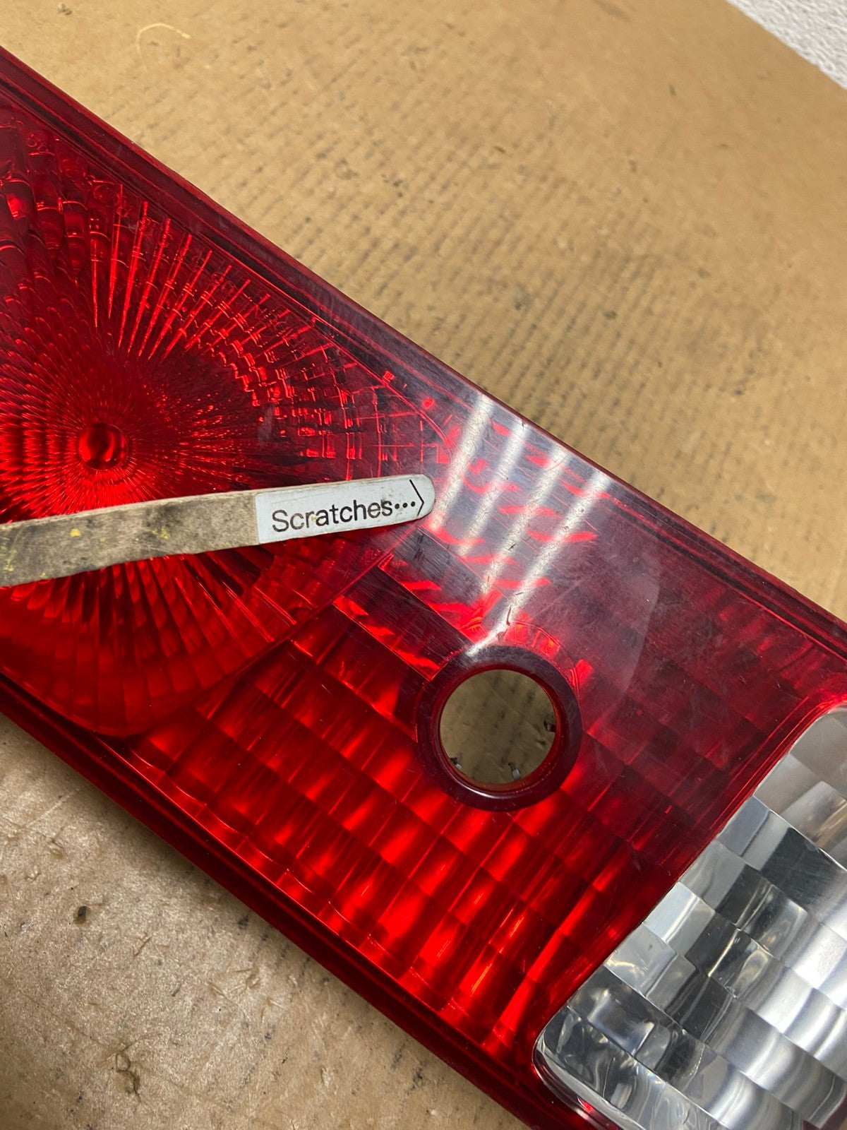 2000-2001 Toyota Camry Tail Light Right Passenger Rh Side Inner AD9338 LK3