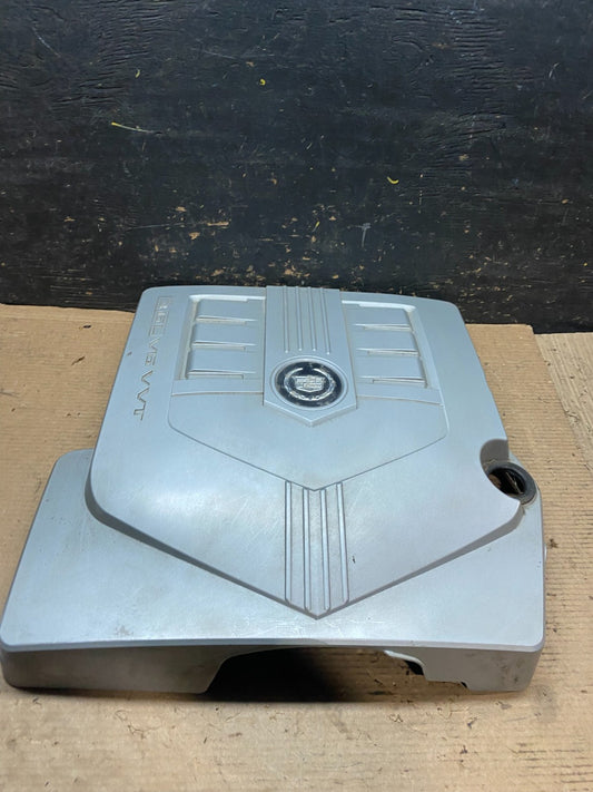 2004 to 2007  Cadillac CTS 3.6L Plastic Engine Cover Shield V9640 DG0