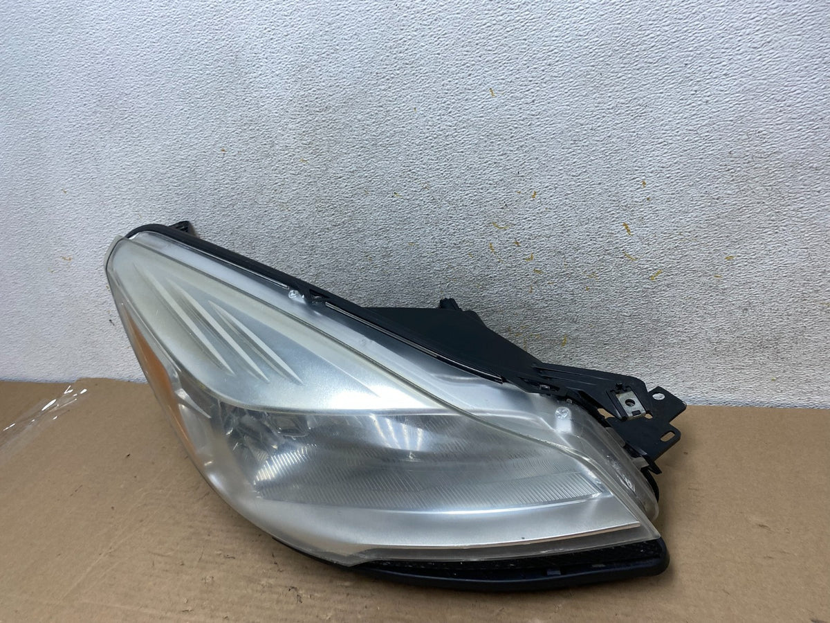 2013 - 2016 Ford Escape Headlight Right Passenger RH Side Halogen AH9475 DW1