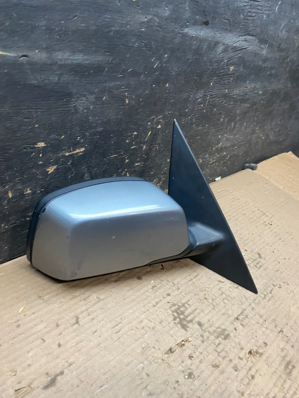 2004 to 2009 BMW X3 Right Passenger Door View Mirror V2606 DG2