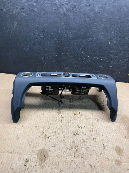 2010 2011 2012  Land Rover Range Rover Center Dash Air Vent Trim M8549 PS1