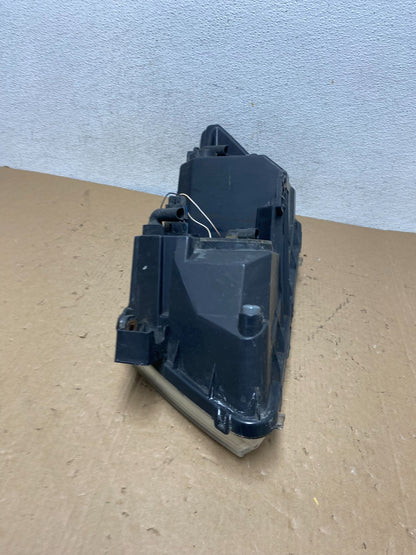 2009 to 2017 Dodge Journey Headlight Right Passenger Rh Halogen AD8067 DW7