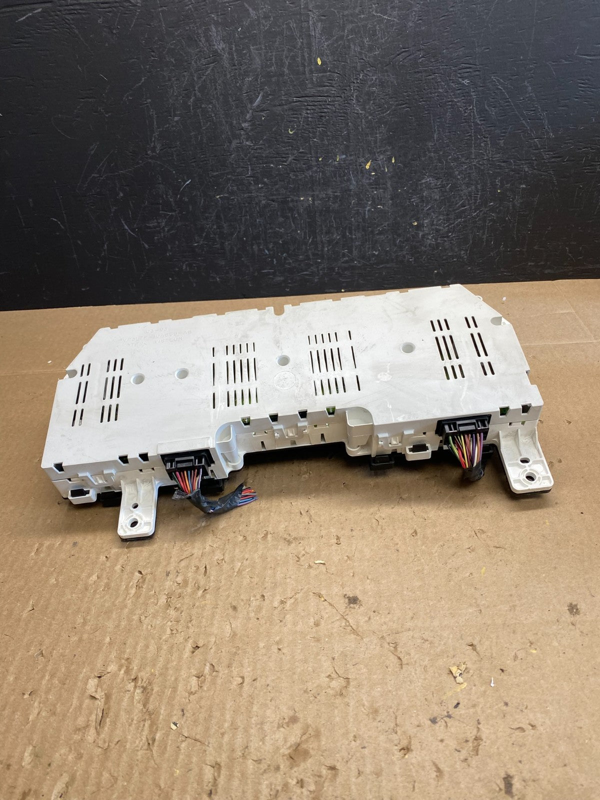 2004 to 2005 Lincoln Navigator Aviator Speedometer Gauge Cluster ac6522 DG7