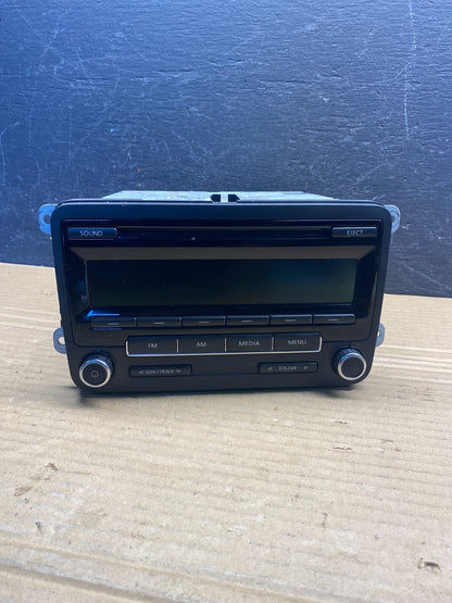 2011 to 2014 Volkswagen Passat Jetta Radio CD Player AM/FM AE4762 DG0