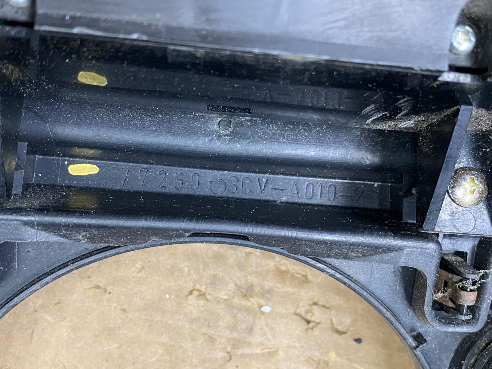 2003 to 2008  Honda Element Radio Climate Control Shifter Bezel OEM AB9300 DG7