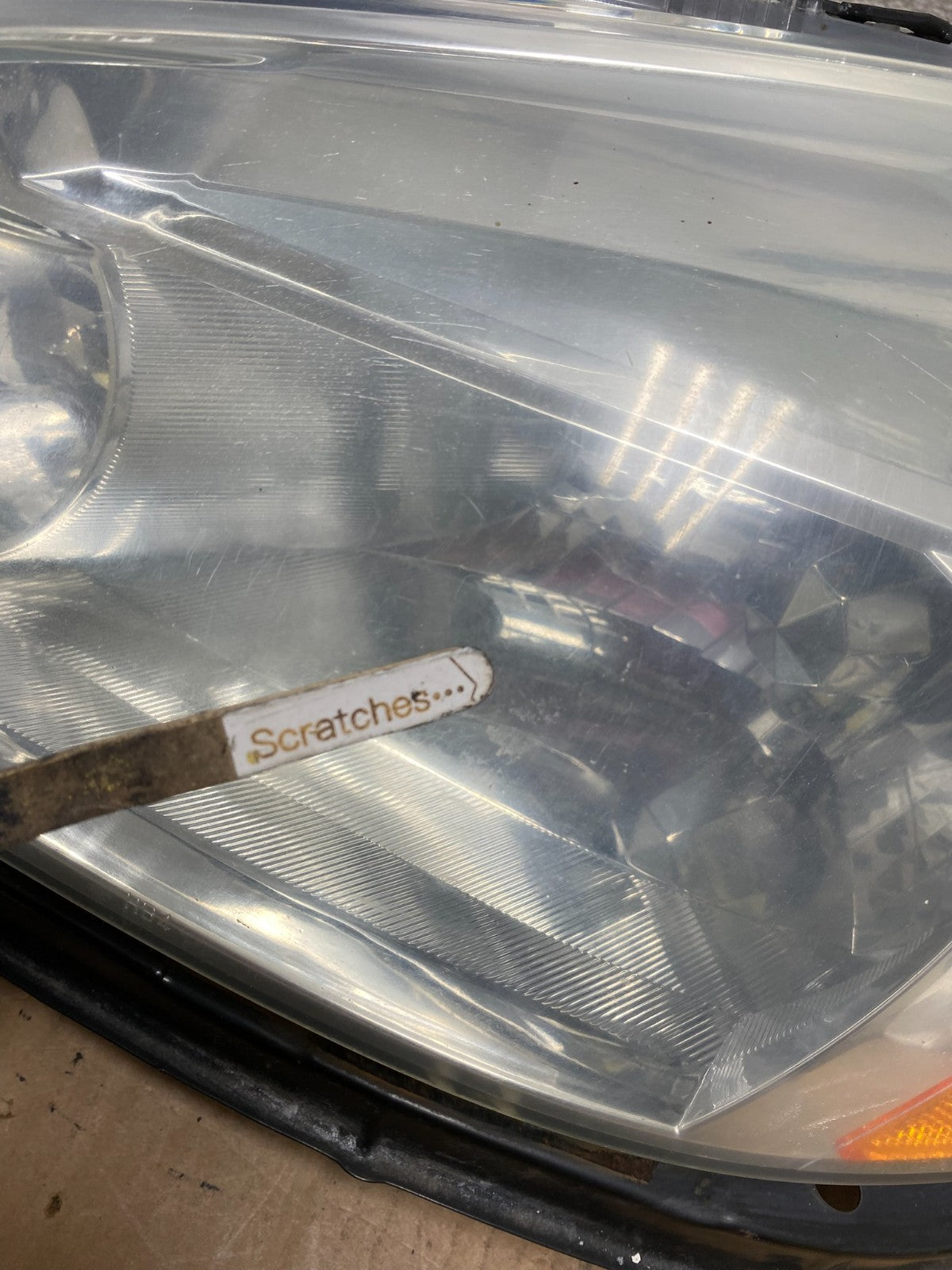 2003 - 2007 Honda Accord Left Driver LH Halogen Headlight AI8519 DW3