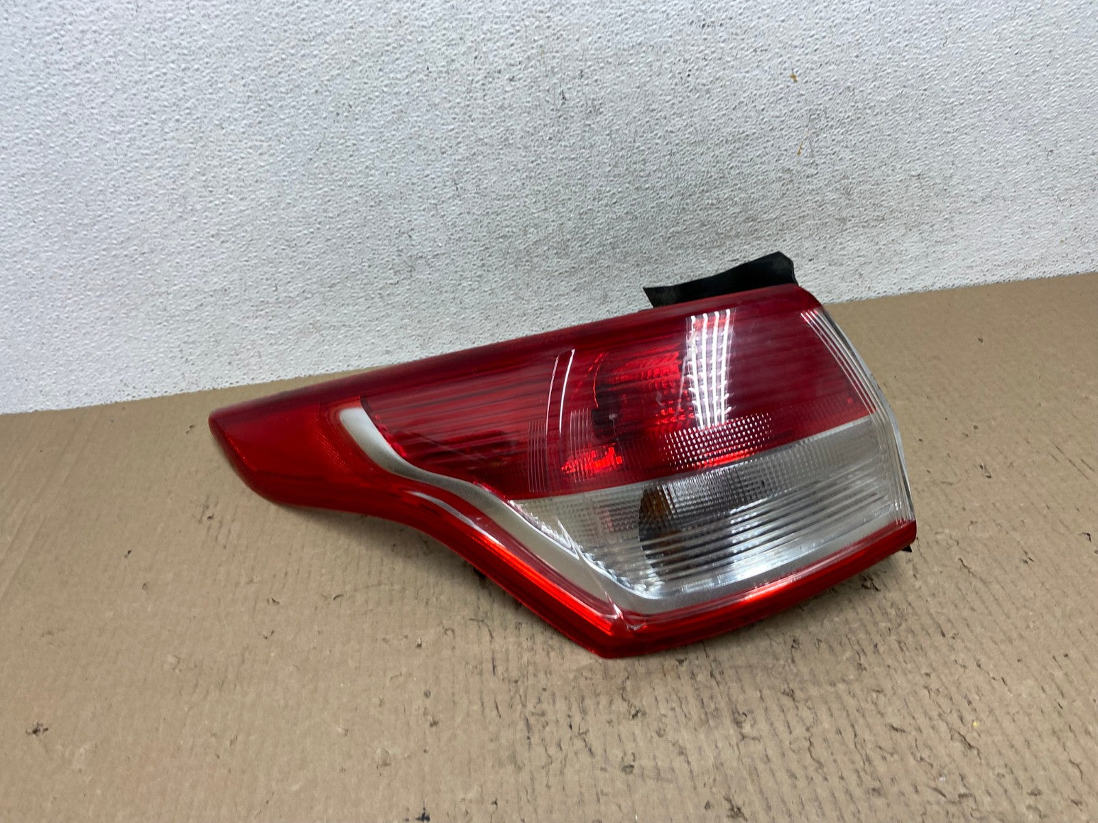 2013 to 2016 Ford Escape Left Driver LH Side Tail Light AF2852 LK0