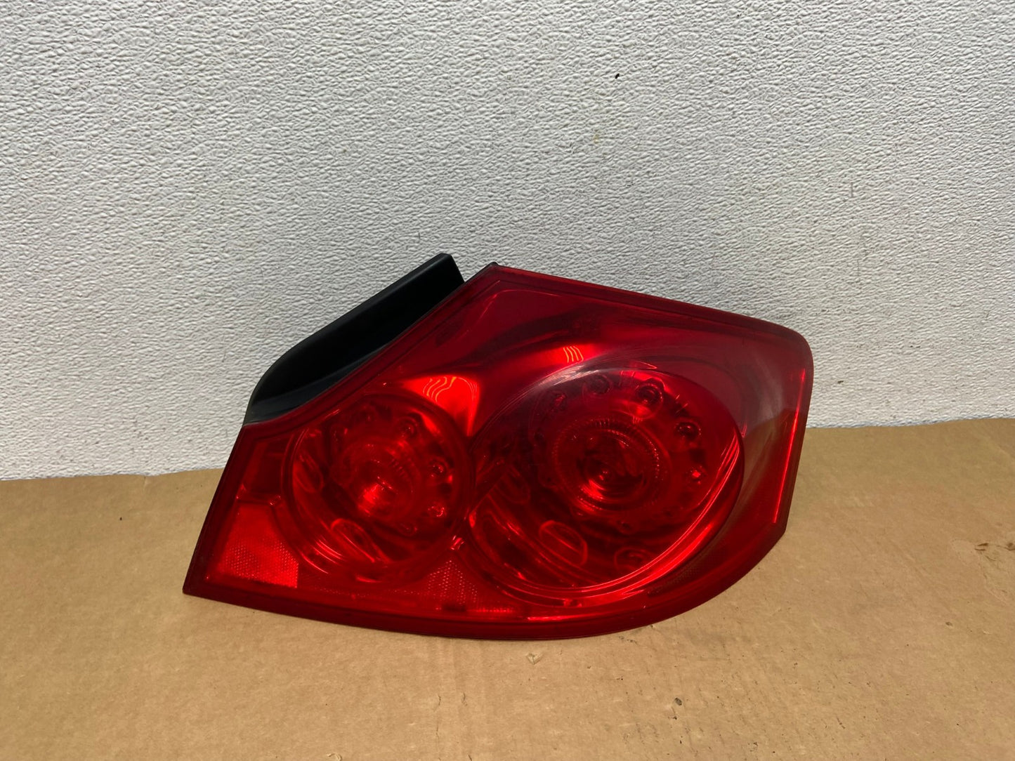 2007 to 2013 Infiniti G35 G37 Sedan Right Passenger Rh Tail Light AC8399 LK0