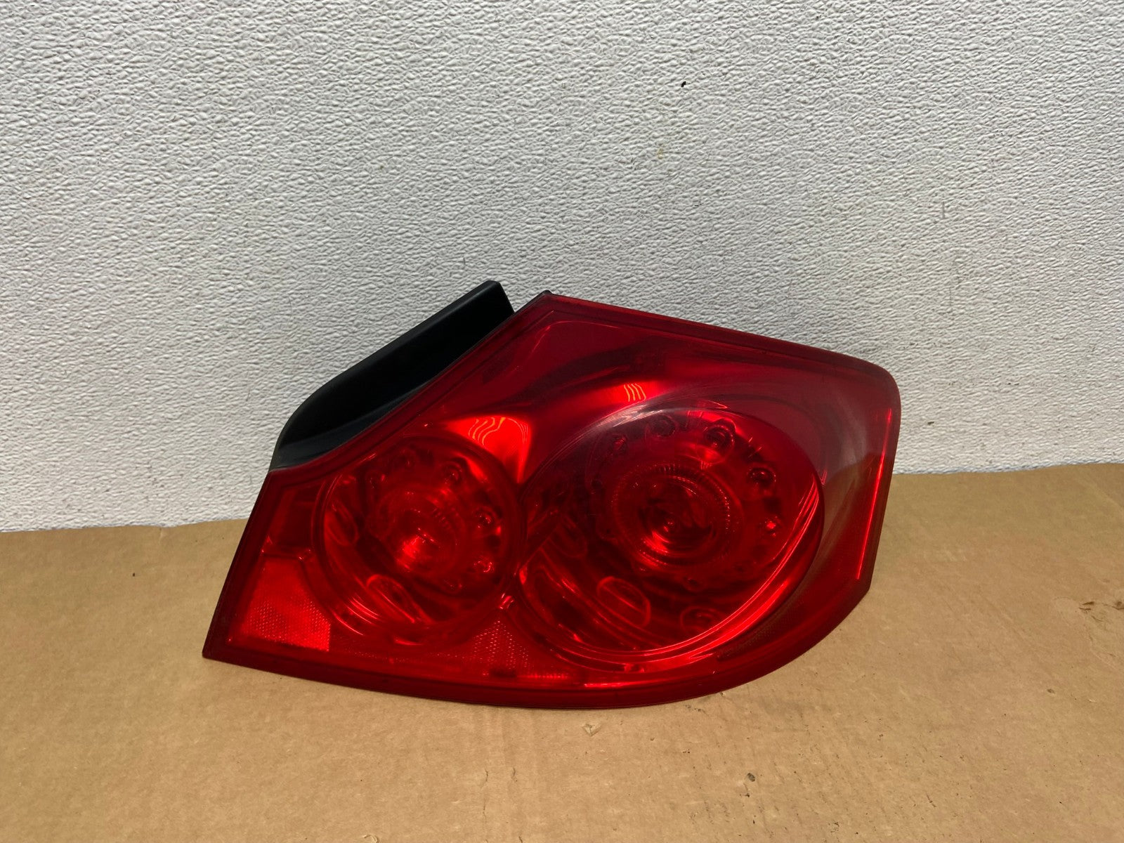 2007 to 2013 Infiniti G35 G37 Sedan Right Passenger Rh Tail Light AC8399 LK0