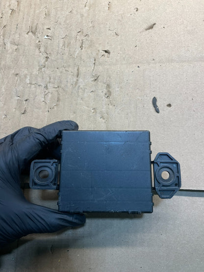 2010-2015 Jaguar XJ XJL XJR Captive Consumption Control Module Unit W1277 DG2
