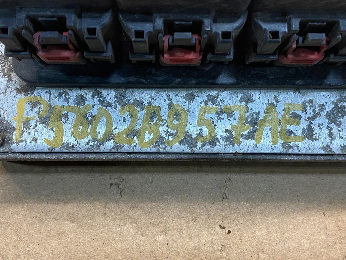2005 Dodge Ram 1500 Engine Computer 5.7L ECM ECU P56028957AE ah4637 DG2