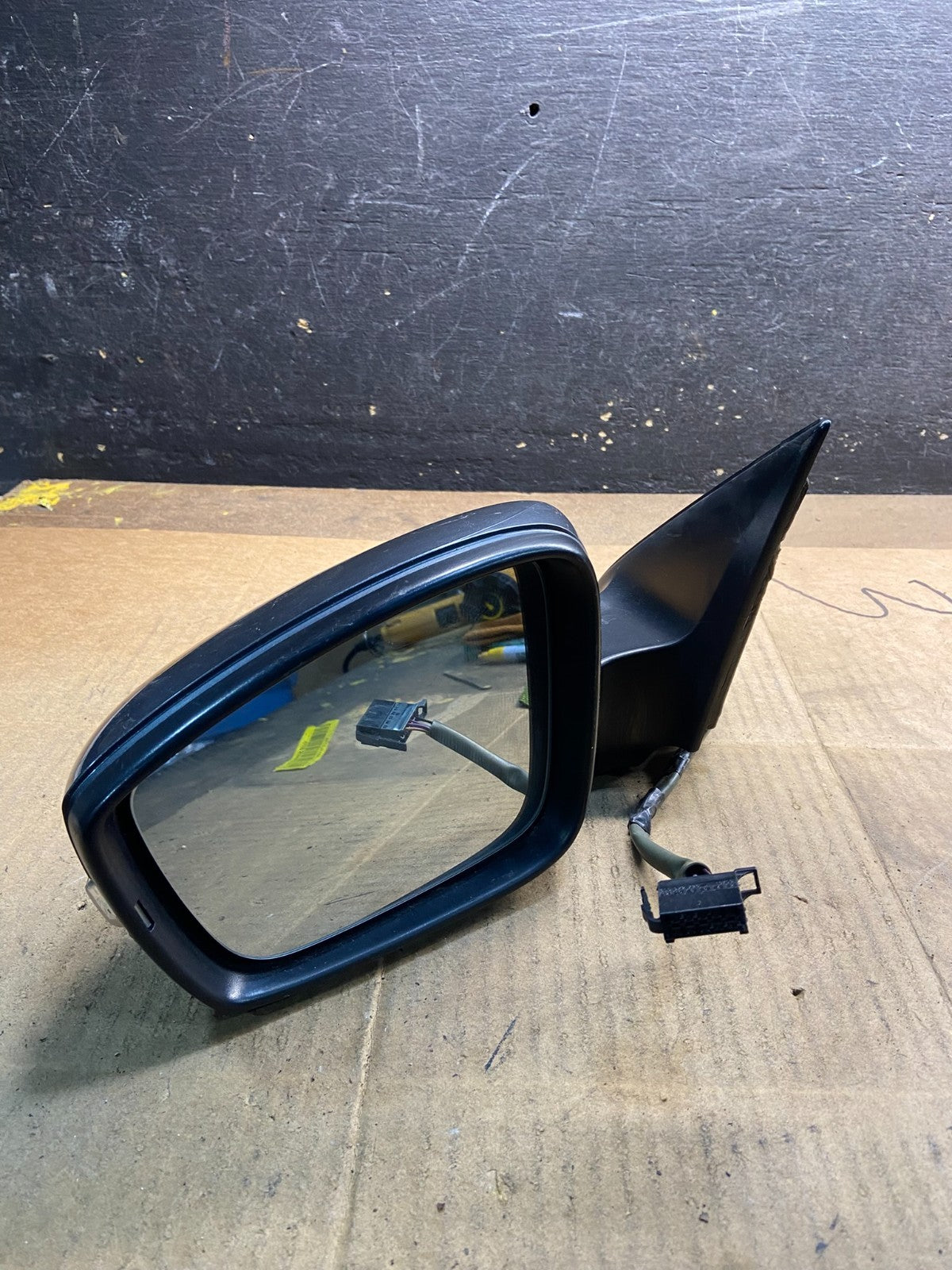 2011 to 2016 Volkswagen Jetta Sedan Left Driver View Door Mirror Oem y3997 DG9