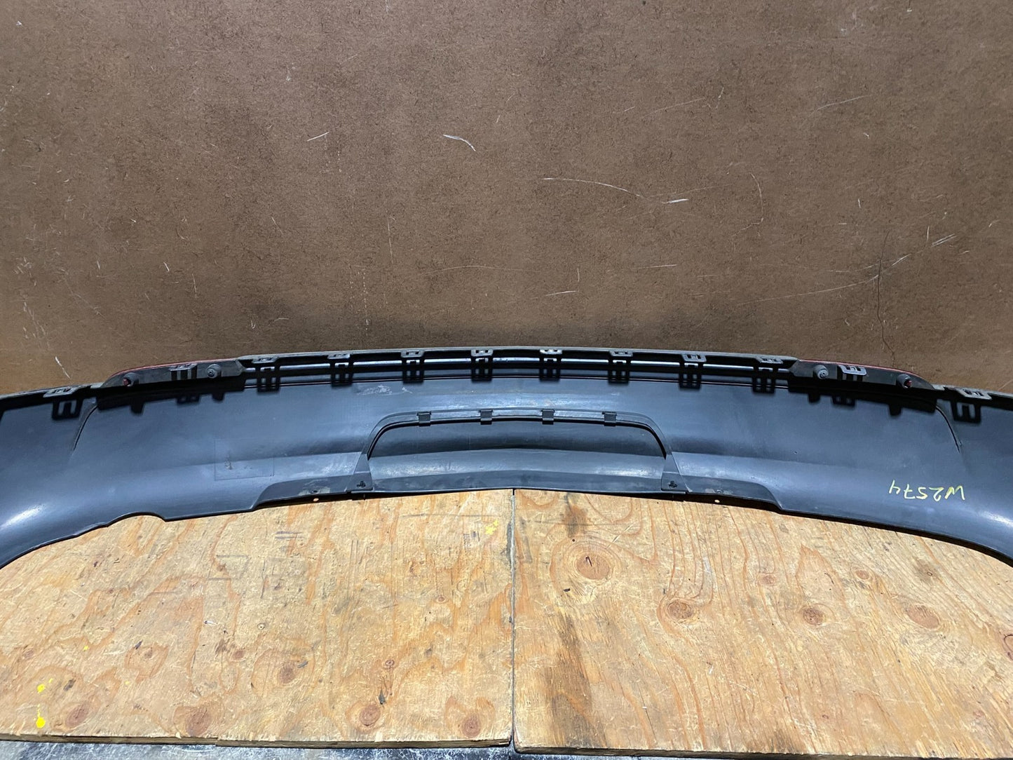 2013 to 2017 Chevrolet Traverse Rear Lower Bumper Cover 23468362 W2574 PS9