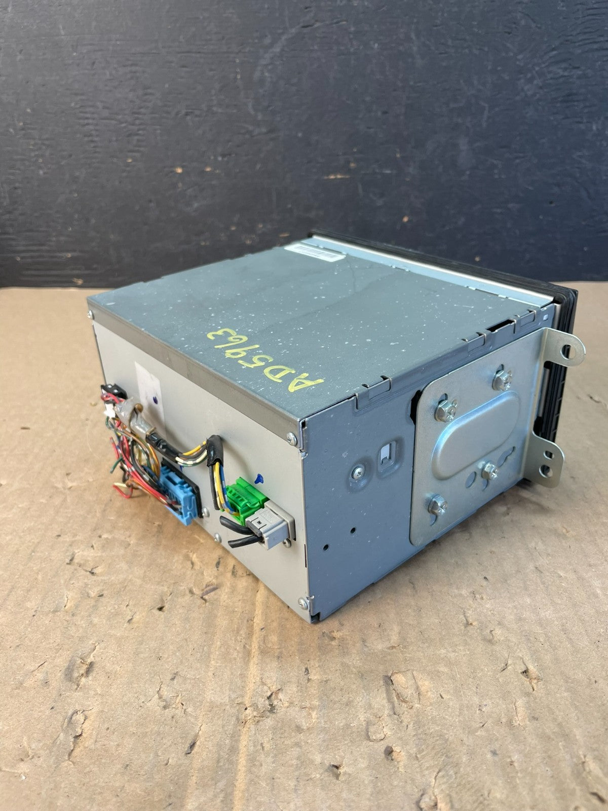 2003-2006 Honda Element Radio AM FM Stereo Cd Player AD5963 DG4