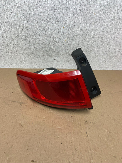 2010-2018 Lincoln Mkt Left Driver Lh Side Tail Light AD6498 DW0