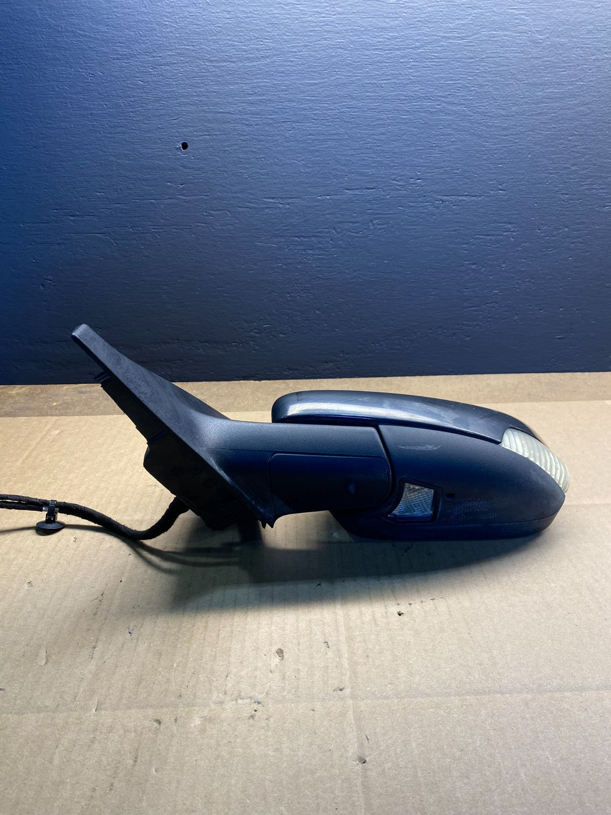 2007 to 2011 Volvo S40 V50 Left Driver Lh Side View Door Mirror OEM AB4077 DW3