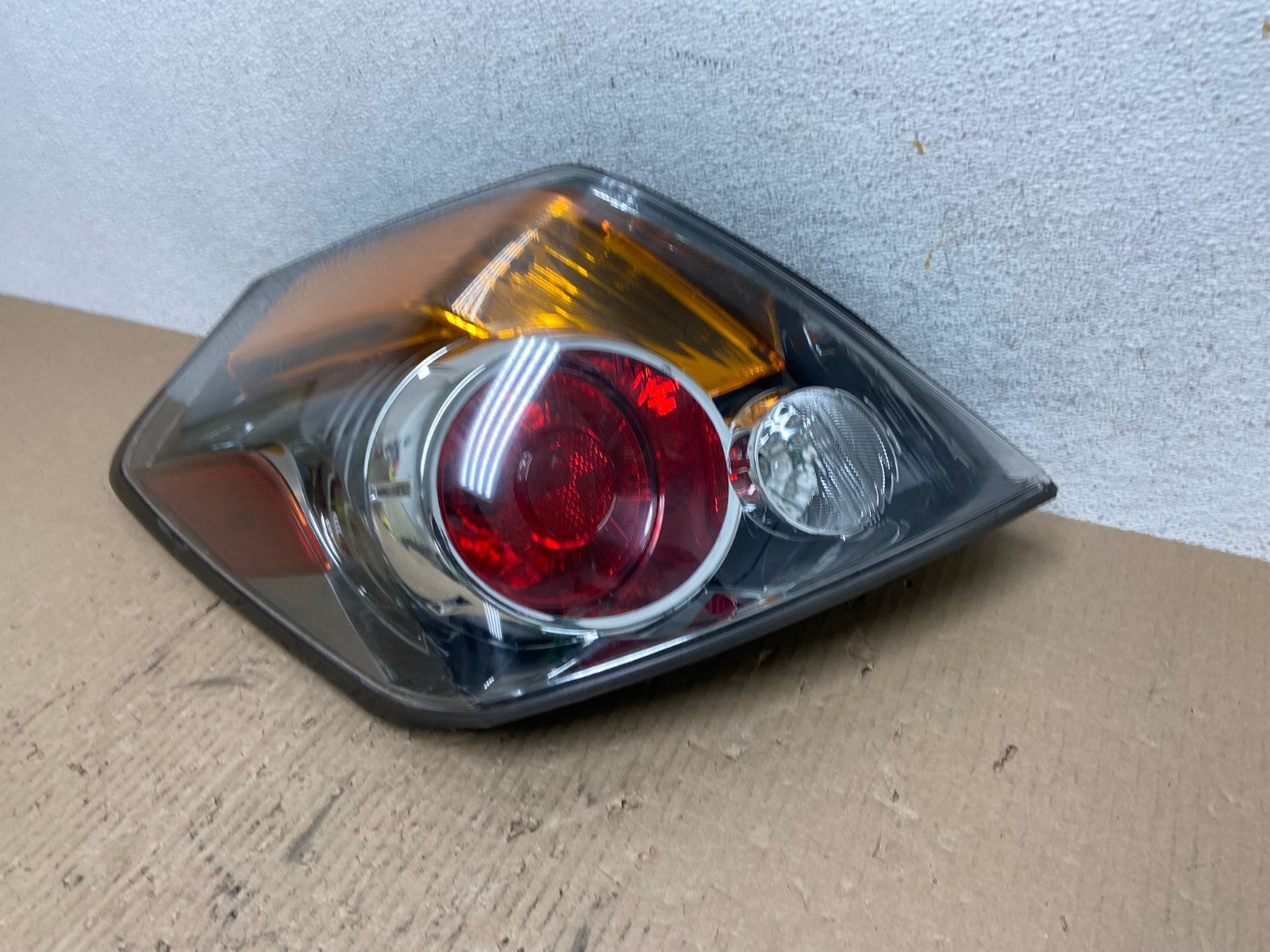 2007 to 2012 Nissan Altima Left Driver Lh Side Tail Light AE7116 LK1