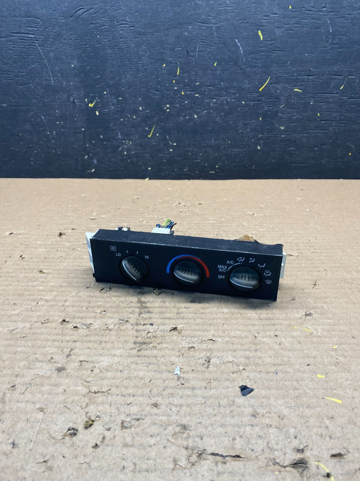 2001 - 2007 GMC Chevrolet Express 1500 Climate Control A/C S3084 DG0