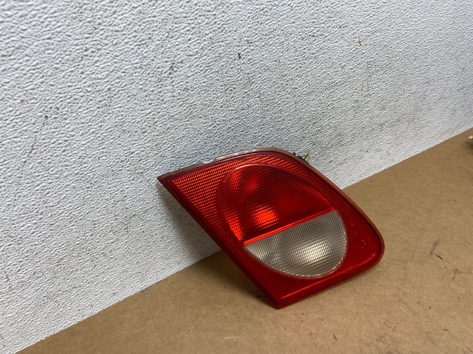 1996 - 1999 Mercedes-Benz E W210 E320 Left Driver Inner Tail Light AE3120 LK2