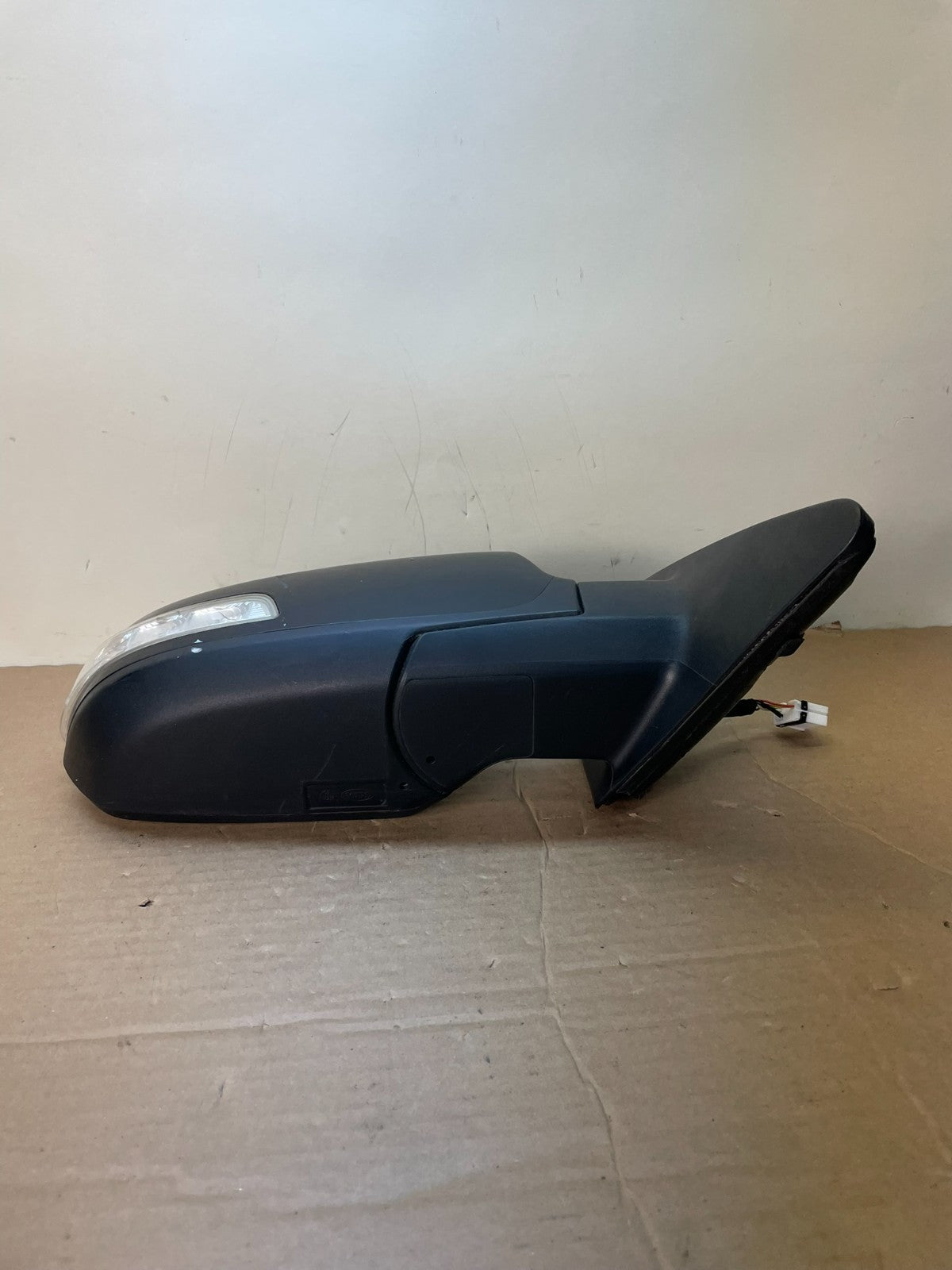 2011 to 2015 Kia Sorento Right Passenger Door Mirror Turn Signal ai0462 DG3