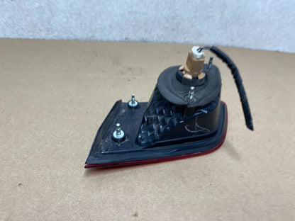 2010-2014 Subaru Legacy Left Driver Lh Side Tail Light Inner Oem J8264 DW3