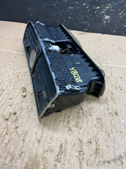 2012 - 2015 Volkswagen Passat Dash Dashboard Middle Center Air Vent OEM Y8038 DG2