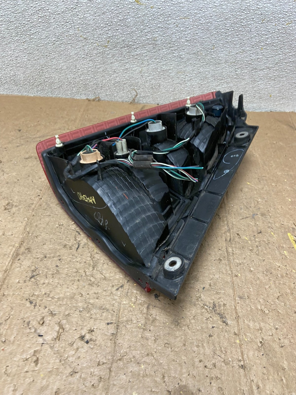 2003 2004 2005 Subaru Forester Right Passenger Rh Side Tail Light OEM AA43404