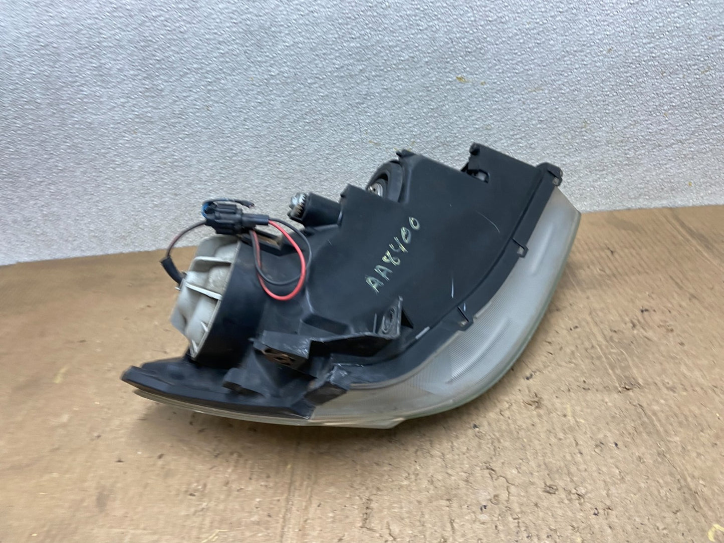 2002 to 2004 Nissan Altima Left Driver LH Side Halogen Headlight OEM AA8400 DW7