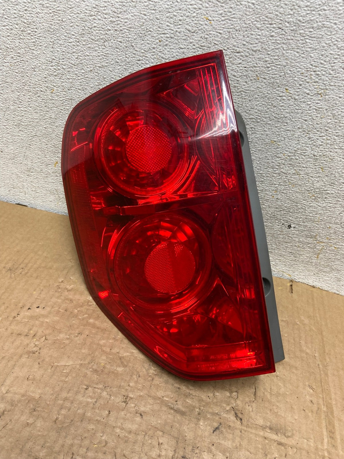 2003 2004 2005 Honda Pilot Left Driver LH Side Tail Light AI8045 LK0